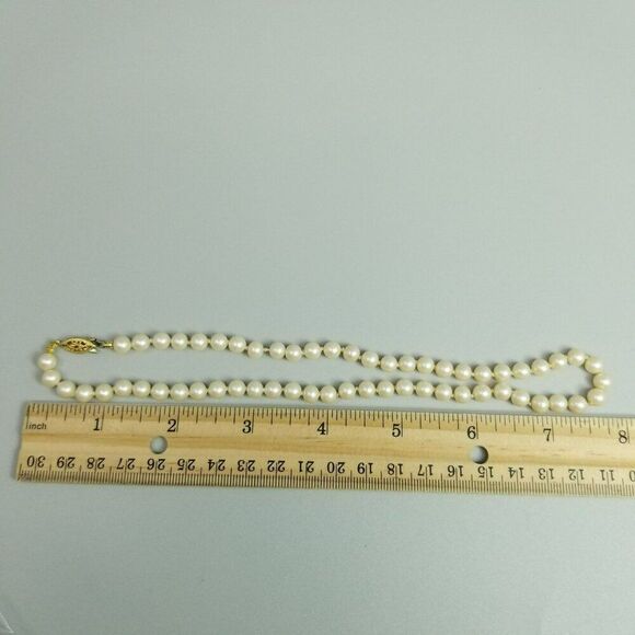Vintage Faux Pearl Beaded Necklace with Gold Tone Hook Clasp, 16 Inches Long - Picture 5 of 7